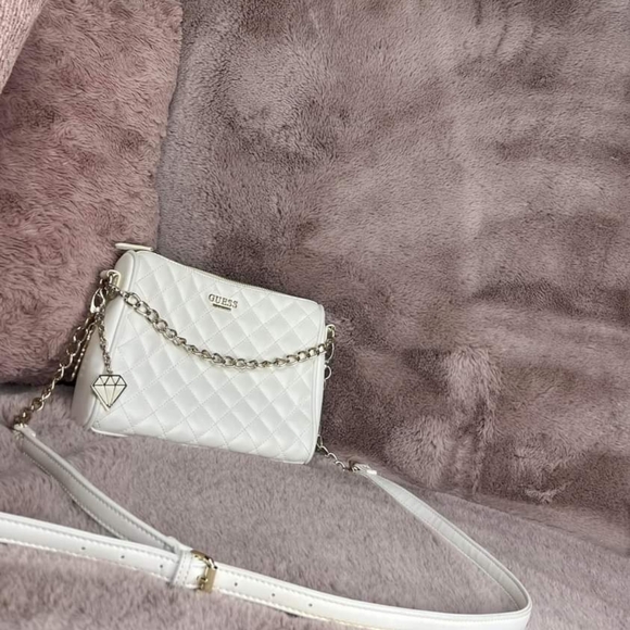 GUESS bag with gold details - Picture 2 of 9